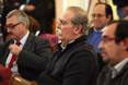 Candel saca los trapos sucios