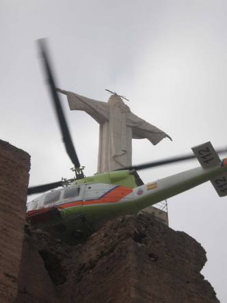 RESCATE DE UNA MUJER DESPEÑADA